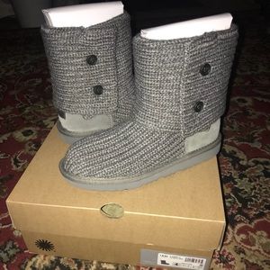 Ugg cardi boots grey